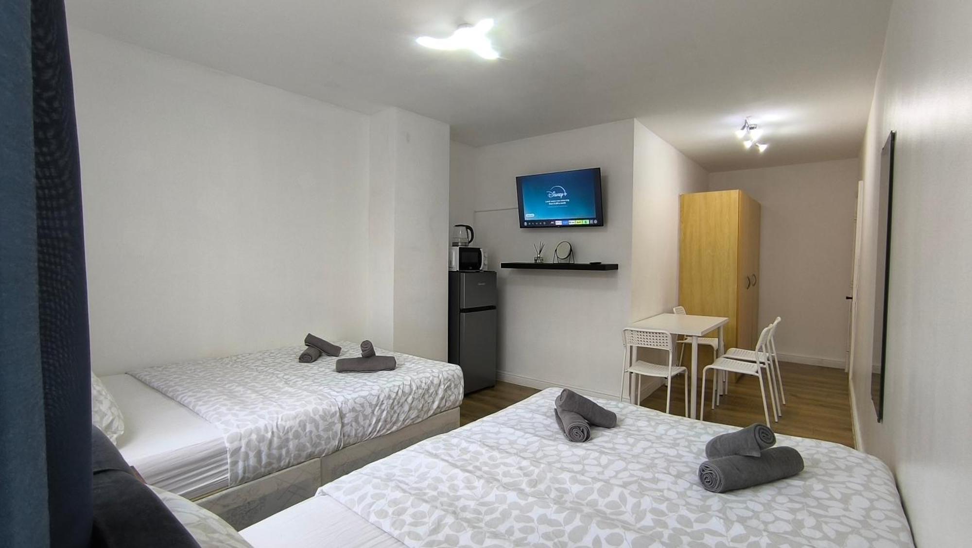 4 Pers Style Near South Wimledon Station R3 Pensión *